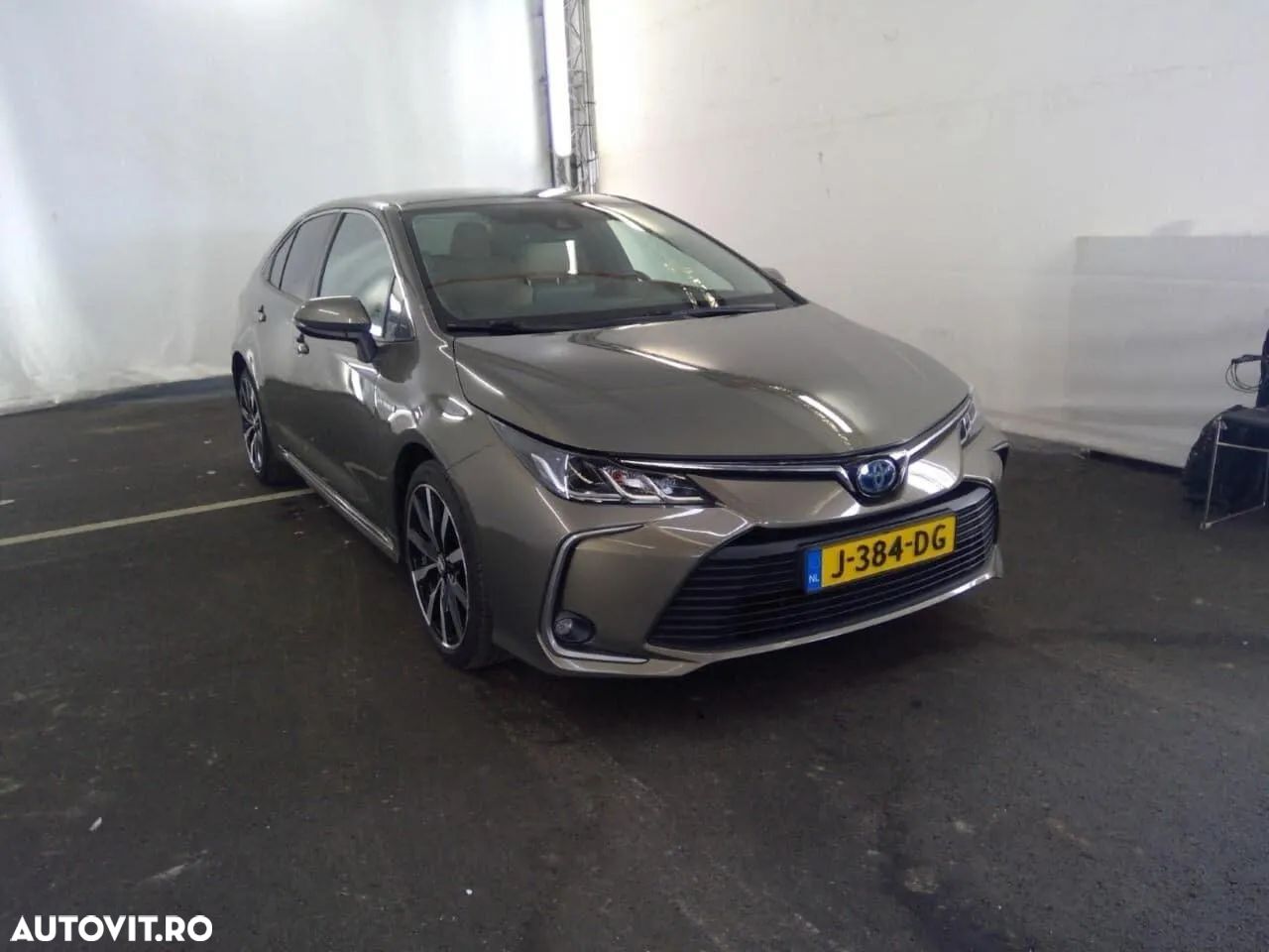 Toyota Corolla 1.8 HSD TS Exclusive - 1