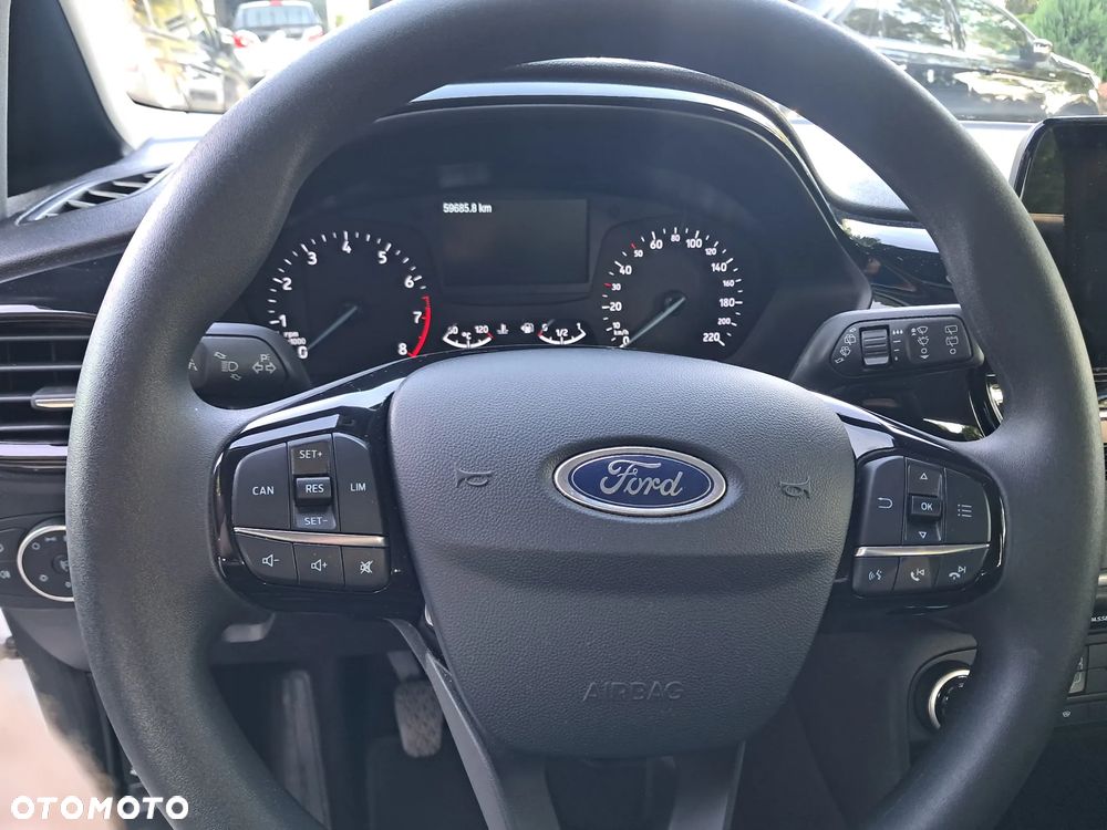 Ford Fiesta - 9