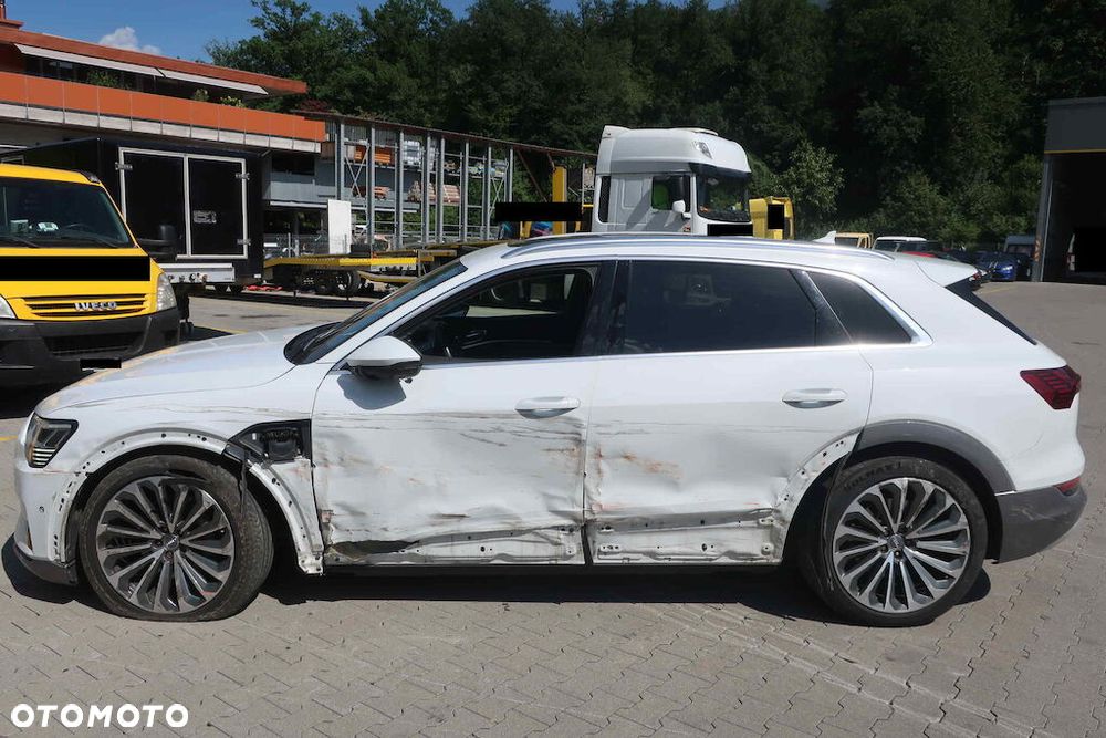 Audi e-tron 55 Quattro Advanced - 7