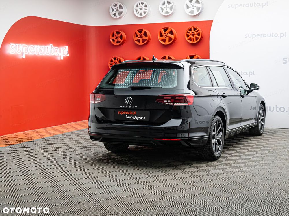 Volkswagen Passat - 7