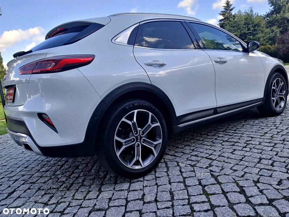 Kia XCeed - 11