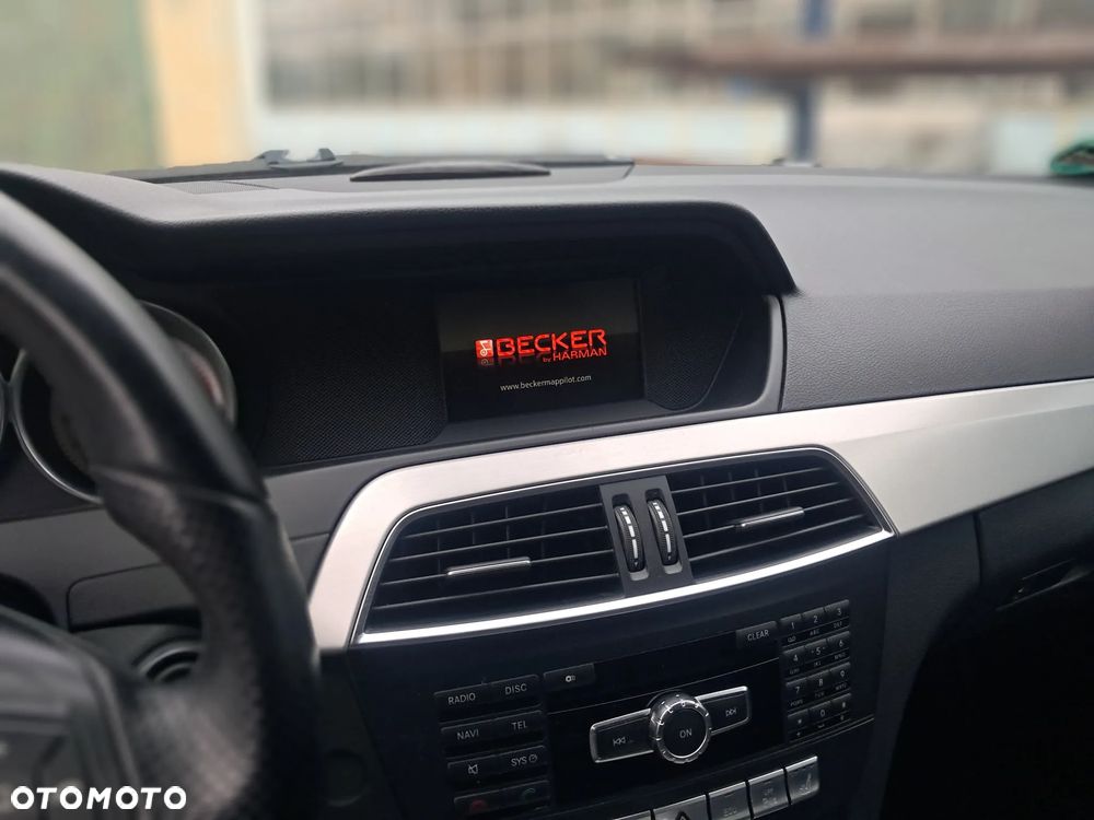 Mercedes-Benz Klasa C 250 CDI DPF 4Matic (BlueEFFICIENCY) 7G-TRONIC - 5