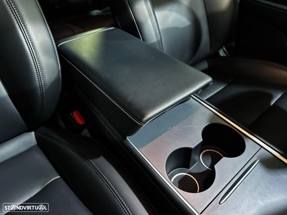 Tesla Model Y Long Range Dual Motor AWD - 39