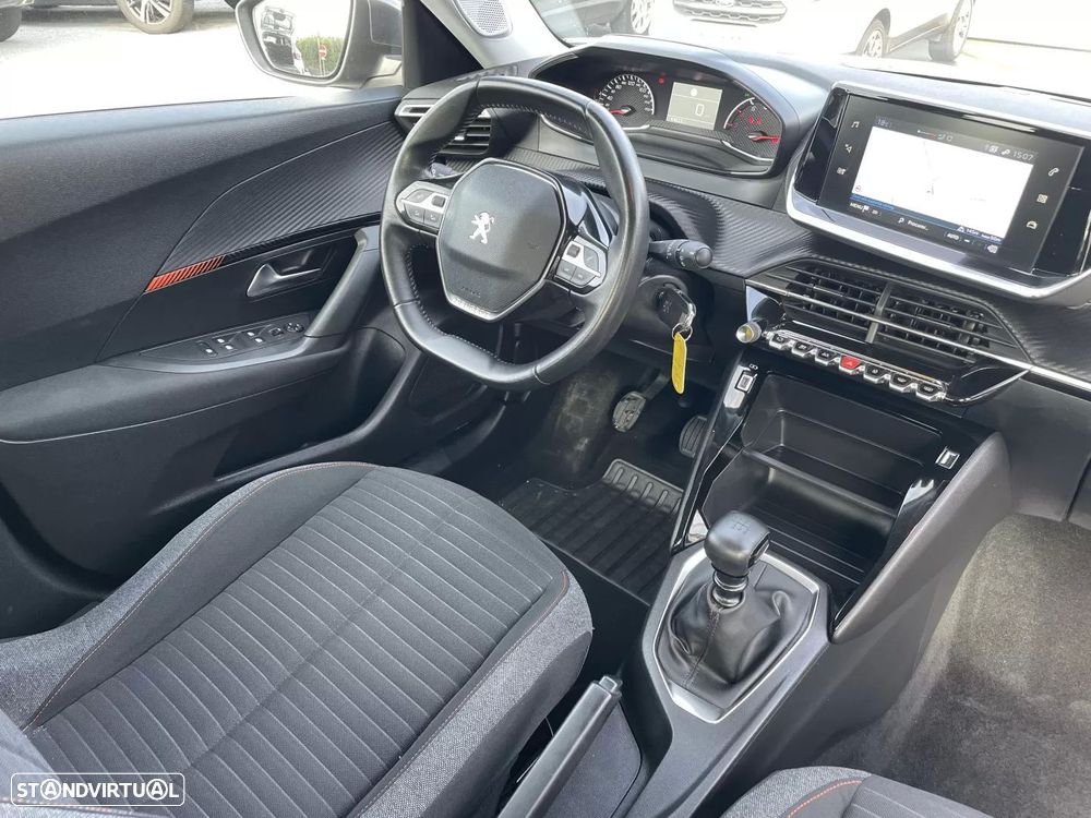 Peugeot 2008 1.2 PureTech Active Pack - 33