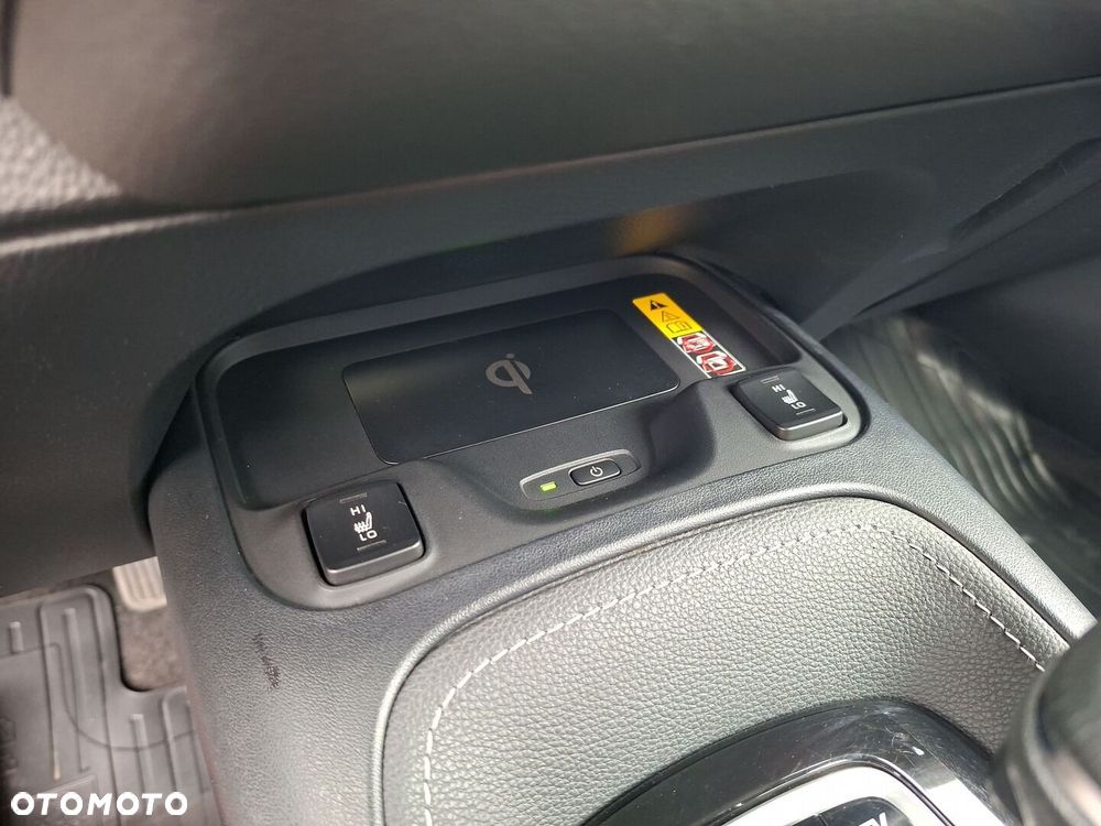 Toyota Corolla 1.8 Hybrid Style - 26