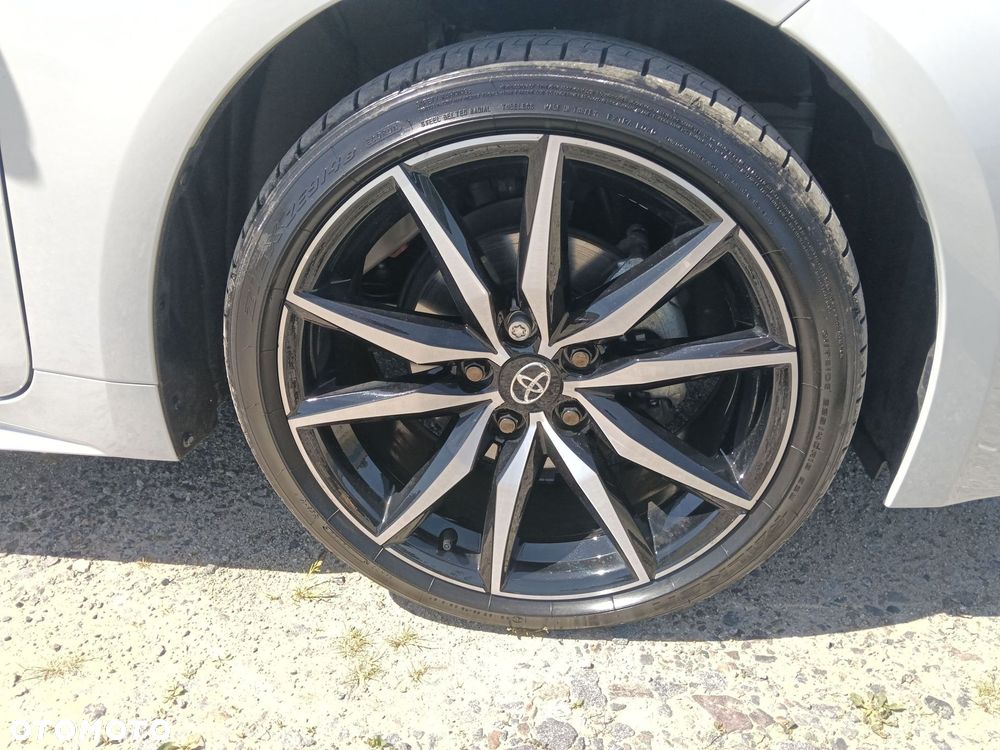 Toyota Corolla 1.8 Hybrid GR Sport Dynamic - 9