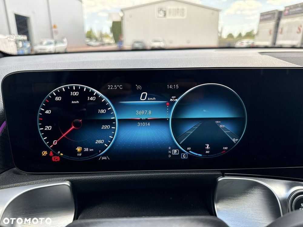 Mercedes-Benz GLB 200 7G-DCT - 27