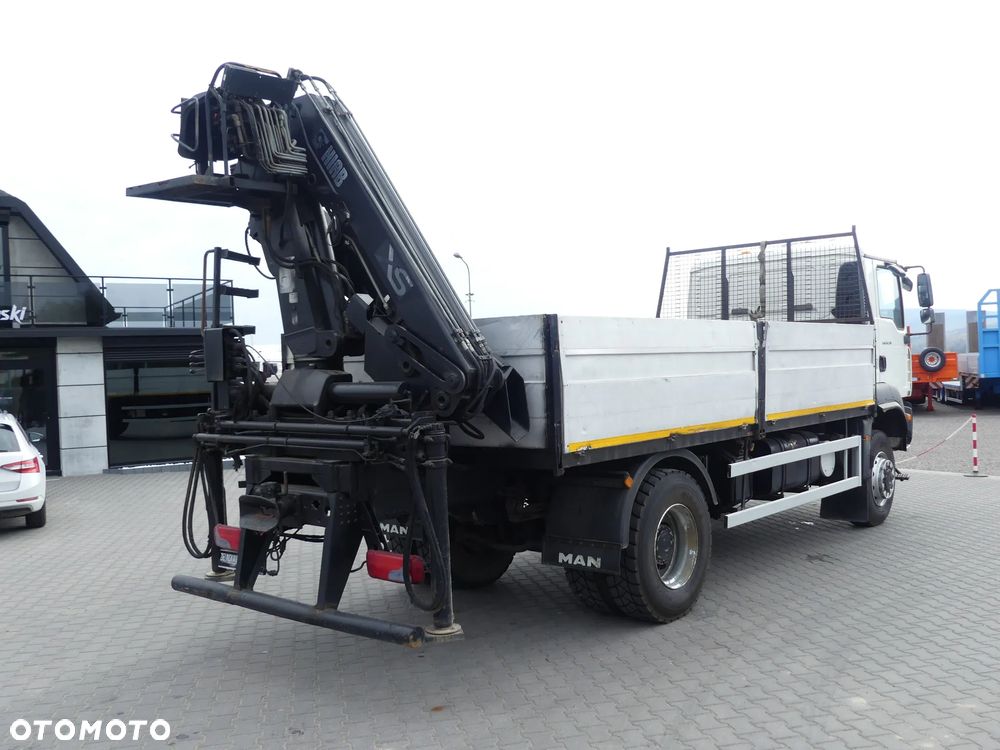 MAN TGM 18.330 / 4x4 / MANUAL / HDS HIAB 122-2 DUO / - 10