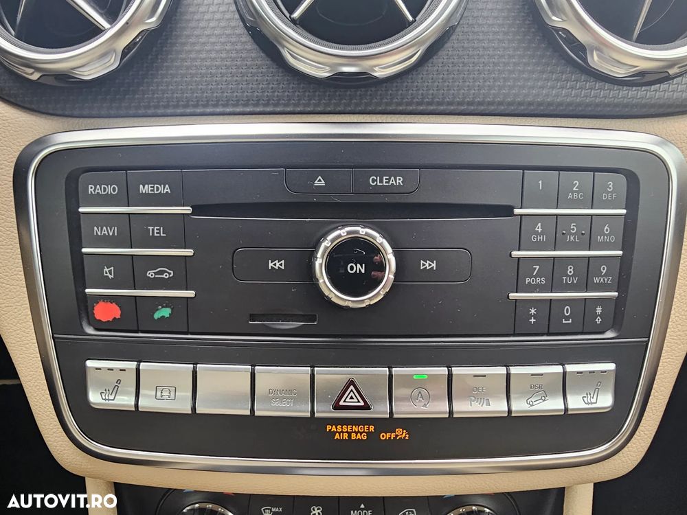 Mercedes-Benz GLA 200 d 4MATIC Aut. - 10