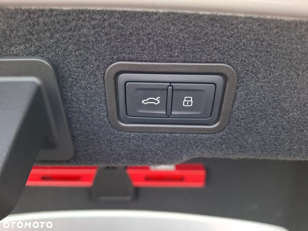 Audi A8 50 TDI quattro tiptronic - 23