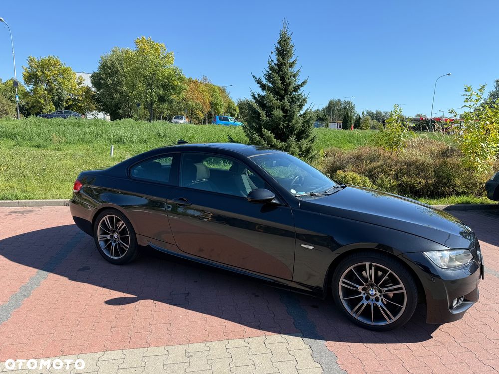 BMW Seria 3 320i - 9