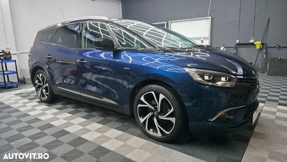 Renault Grand Scenic BLUE dCi 120 EDC BOSE EDITION - 9