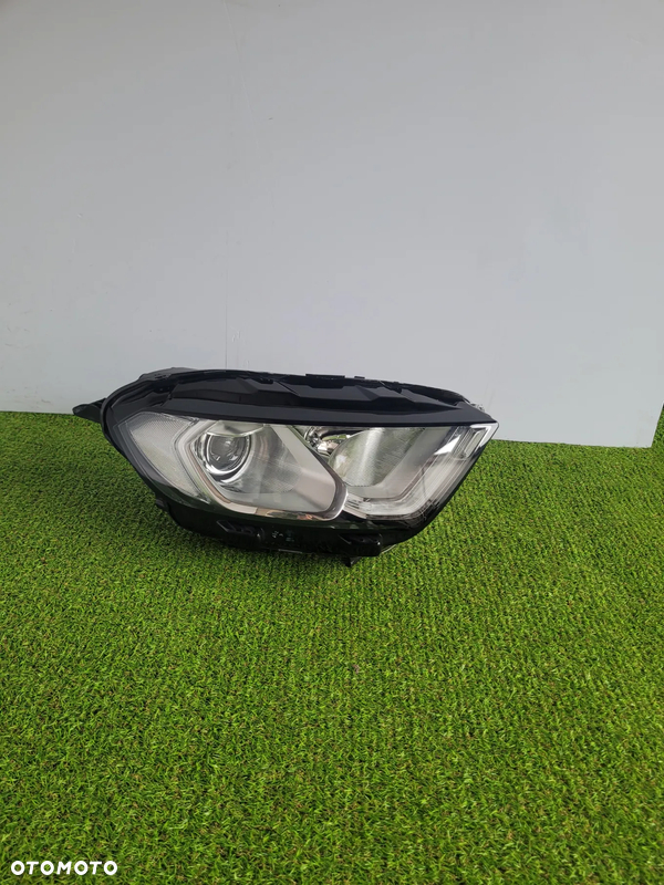 LAMPA PRZEDNIA PRAWA FORD ECOSPORT LIFT SOCZEWKA +LED