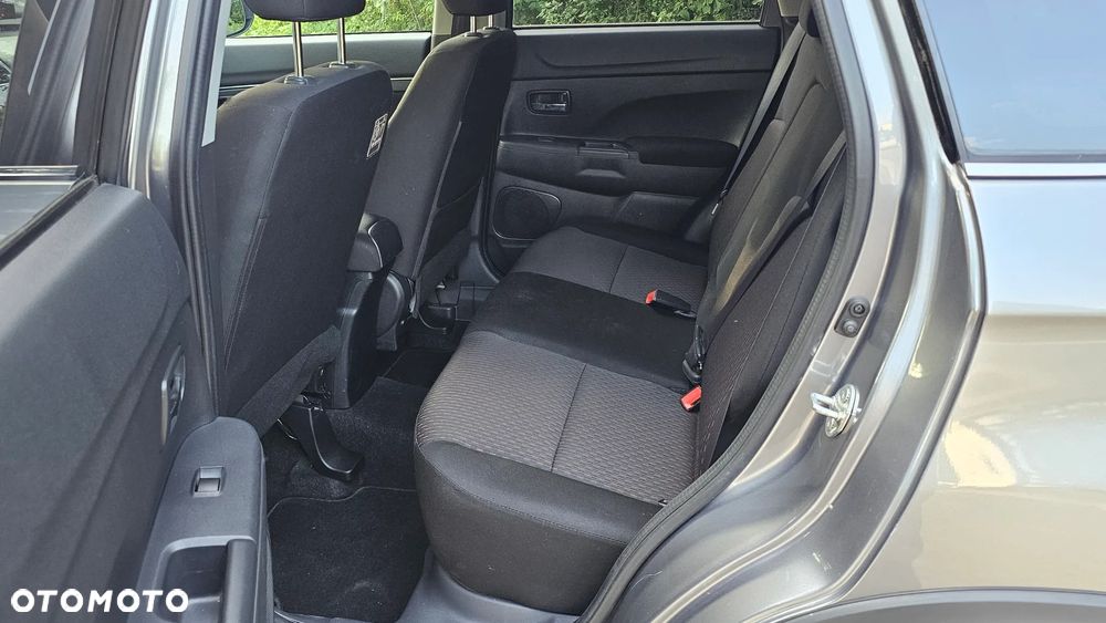 Mitsubishi ASX 1.6 Intense Plus Navi Blue Edition - 10