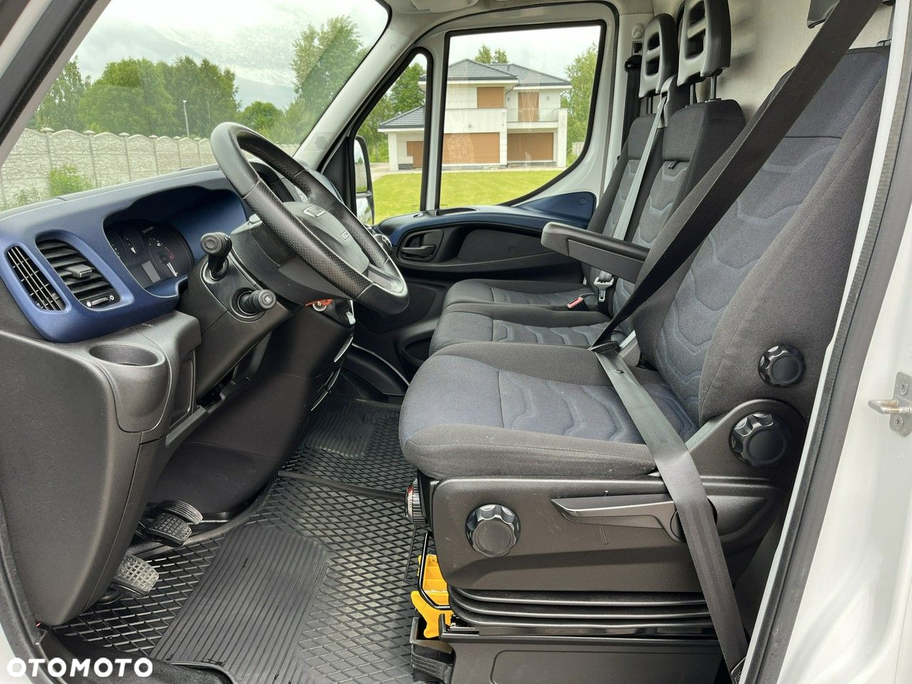 Iveco Daily - 12