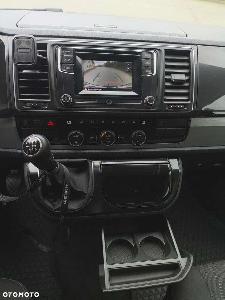 Volkswagen Multivan 2.0 TDI L1 Comfortline 4Motion - 32