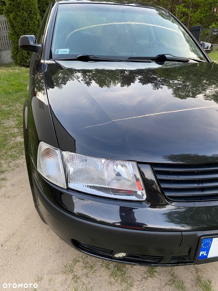 Volkswagen Passat - 8