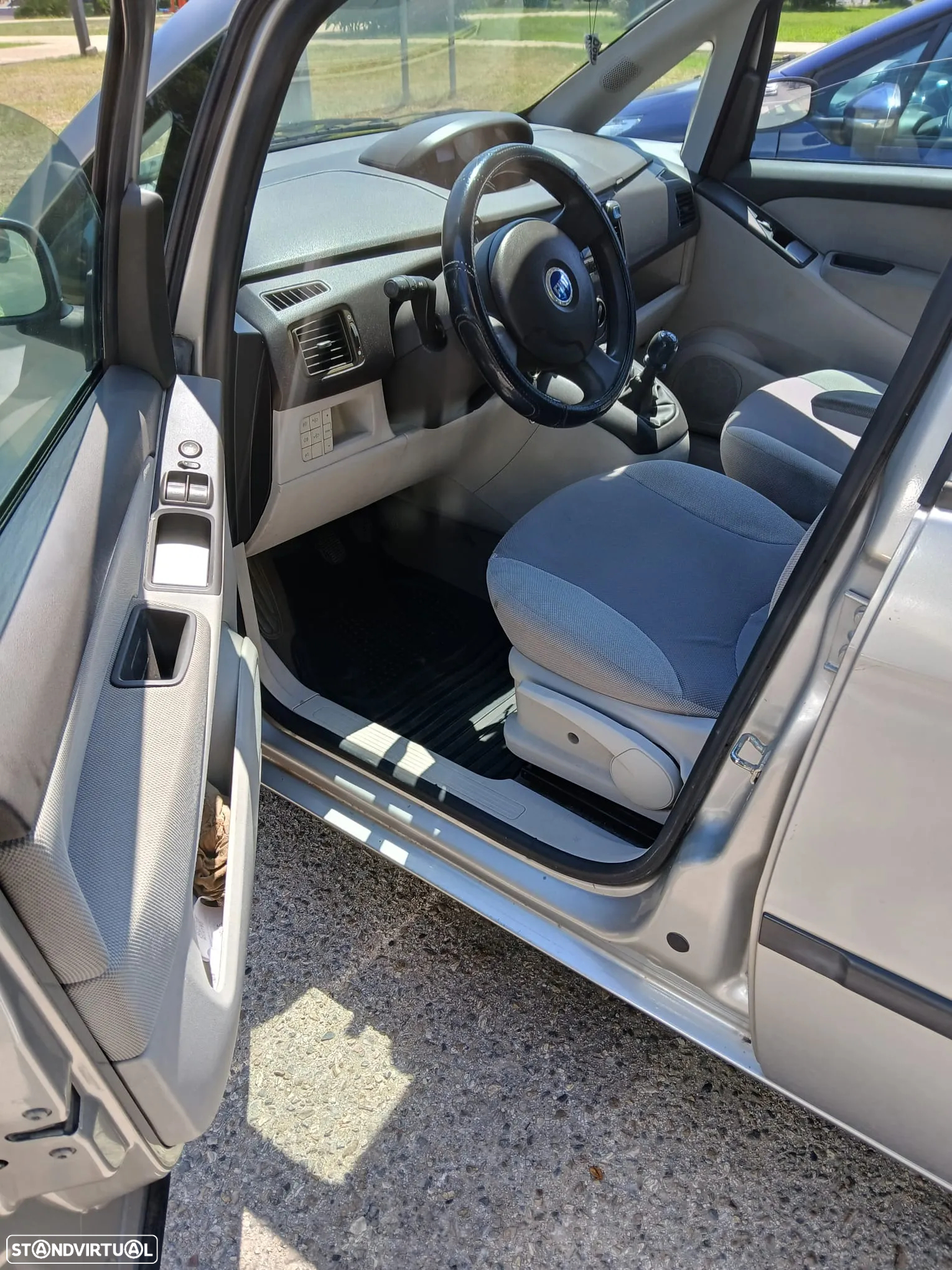 Fiat Idea 1.2 16V Dynamic - 12