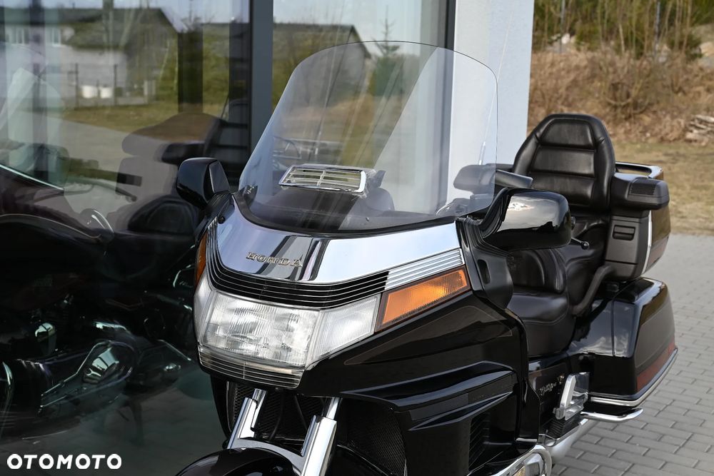 Honda GL - 6