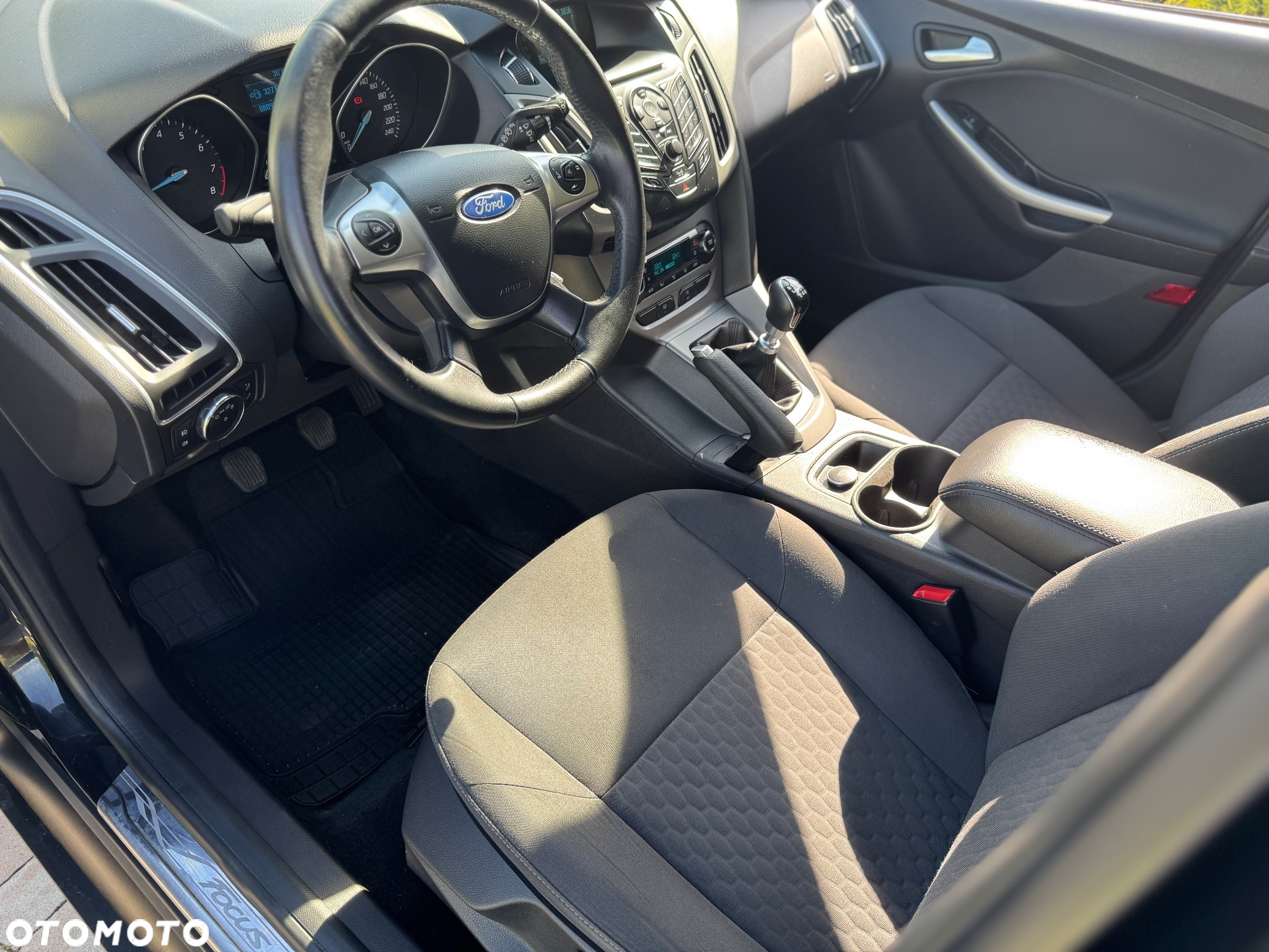 Ford Focus Turnier 1.0 EcoBoost Start-Stopp-System TREND - 5
