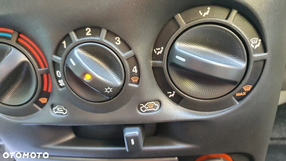 Fiat Punto 1.2 8V Active Clima - 16