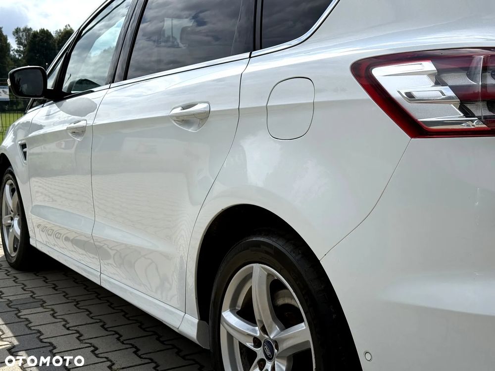 Ford S-Max 2.0 TDCi Titanium PowerShift - 16