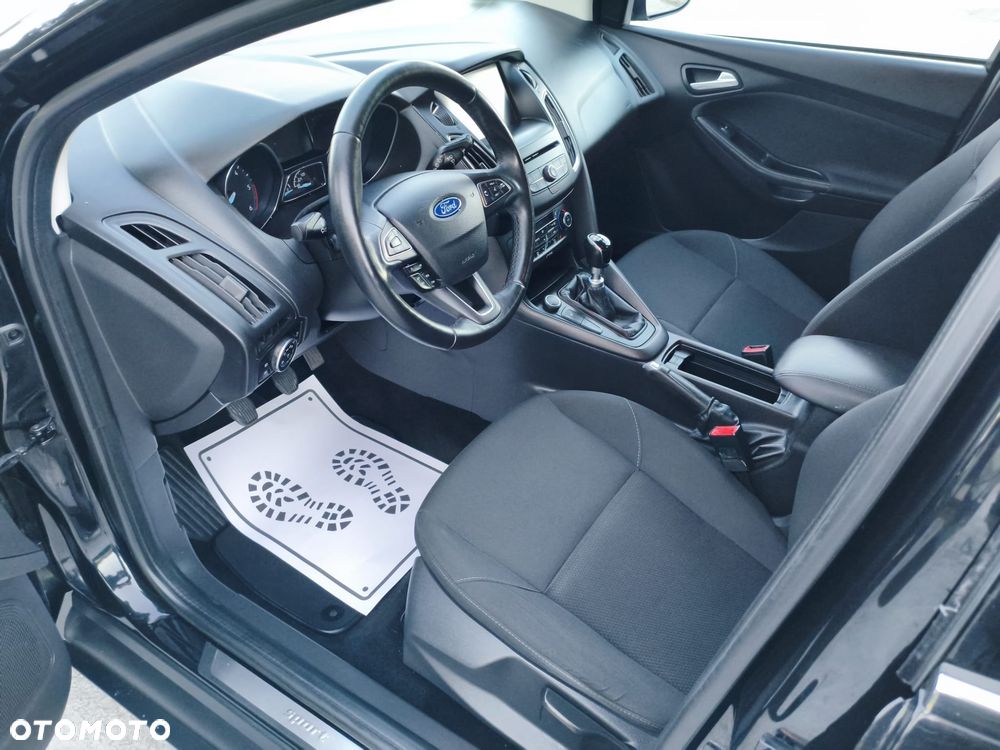 Ford Focus 1.6 TDCi DPF Start-Stopp-System Titanium - 18