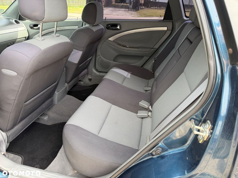 Chevrolet Nubira 2.0 D CDX - 10