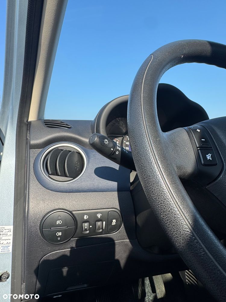 Hyundai i10 1.1 Edition 20 - 8