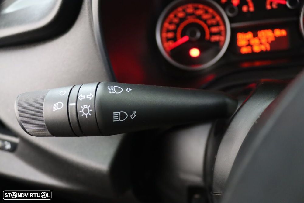 Fiat Doblo Cargo 1.3 Multijet 3L - 12