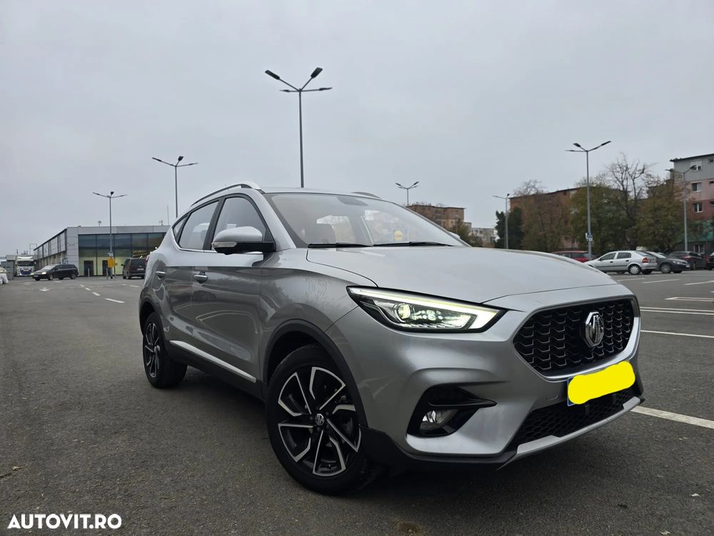 MG ZS - 1