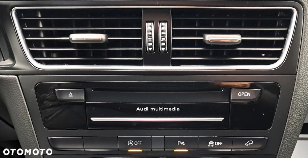 Audi Q5 2.0 TDI Quattro Design S tronic - 24