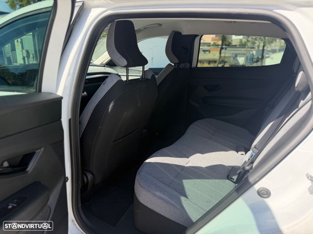 Renault Mégane E-Tech - 11