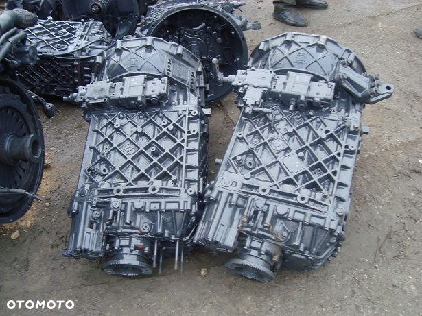 MAN F90 35.422 35.372  NA CZĘŚCI SILNIK SKRZYNIA 8X4 8X6 8X8 - 4