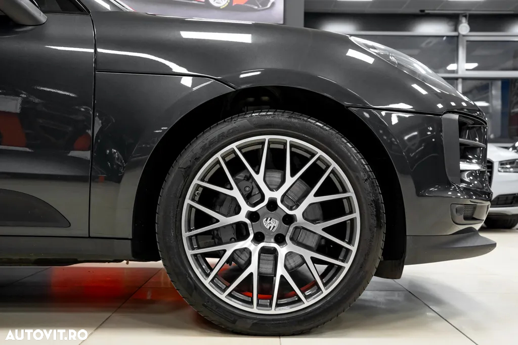 Porsche Macan S - 24