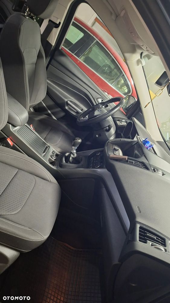 Ford Kuga 1.5 EcoBoost FWD Trend ASS MMT6 - 8