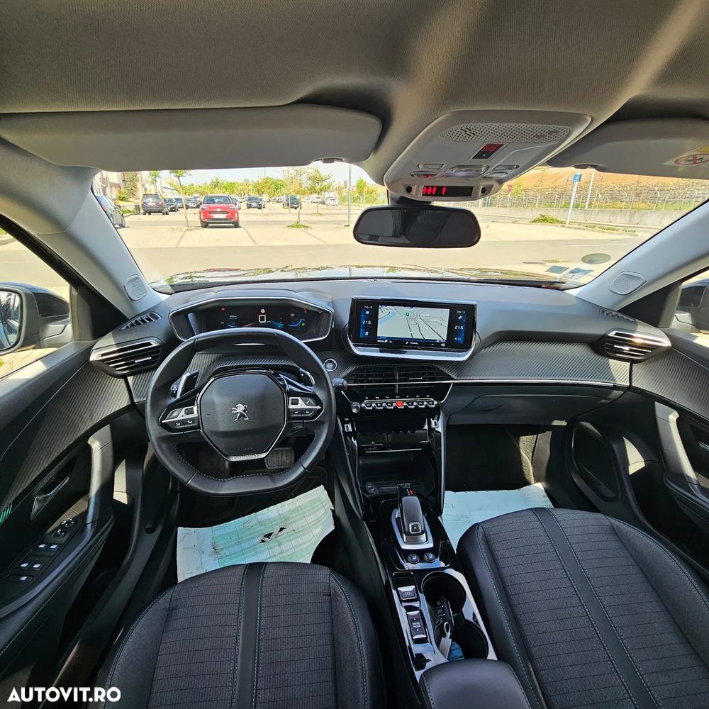 Peugeot 2008 BlueHDi 130 EAT8 Allure - 14