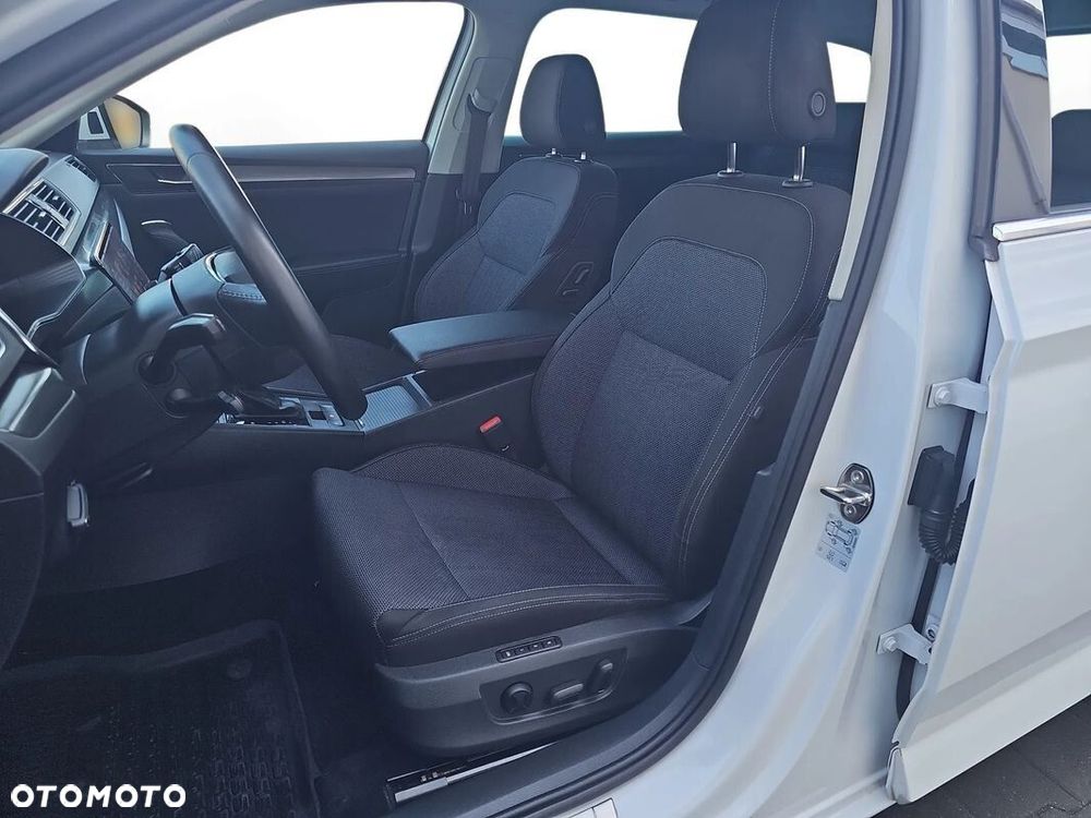 Skoda Superb 2.0 TDI SCR Style DSG - 20