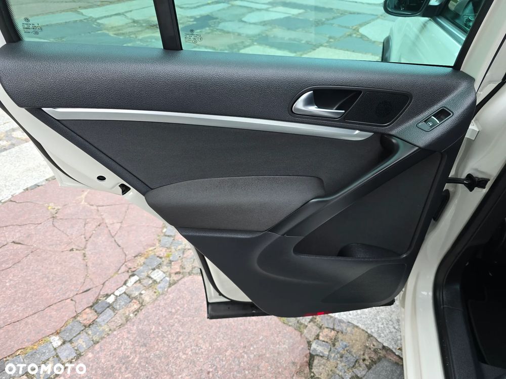 Volkswagen Tiguan 1.4 TSI Perfectline R-Style - 26