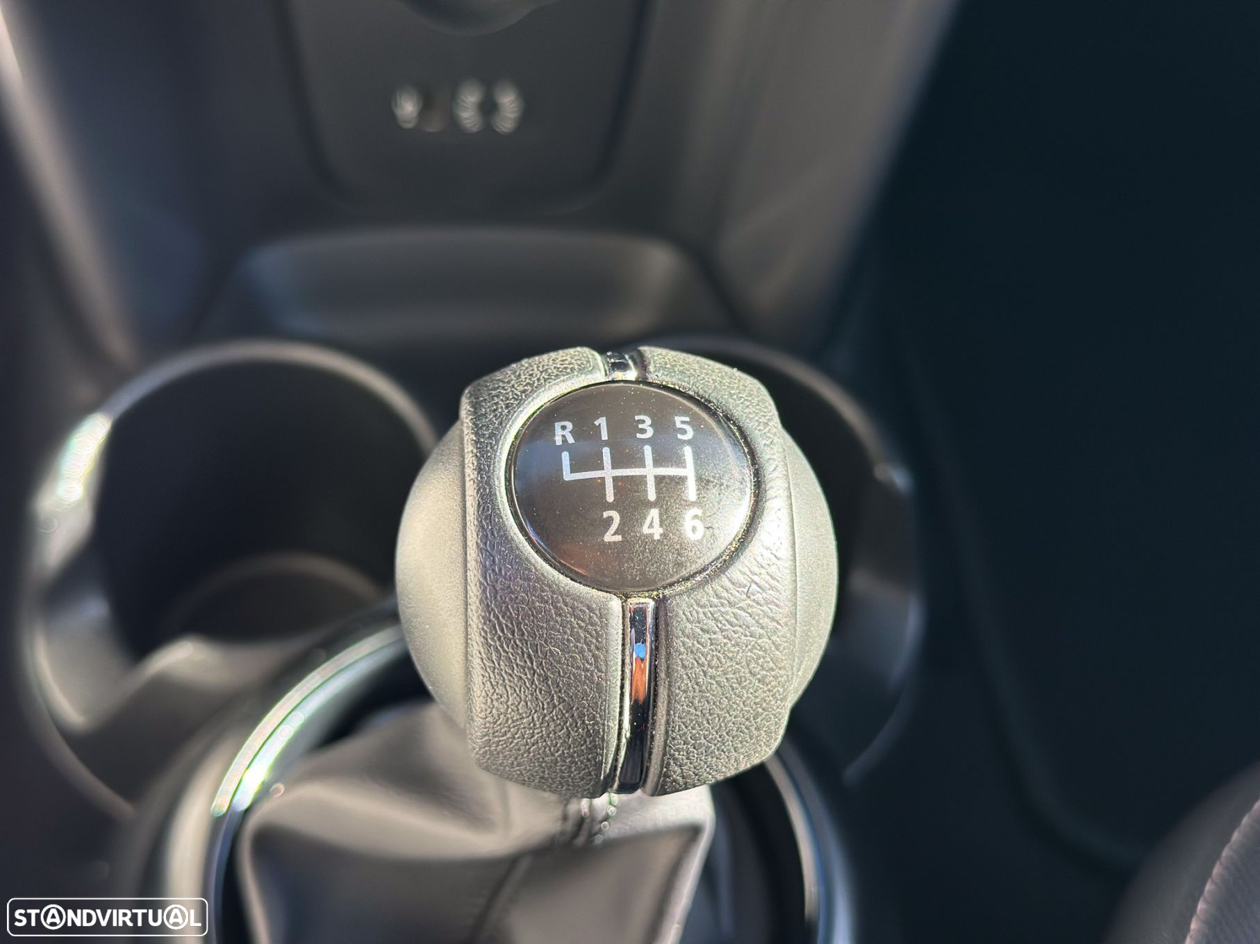 MINI 3 Portas One D - 20