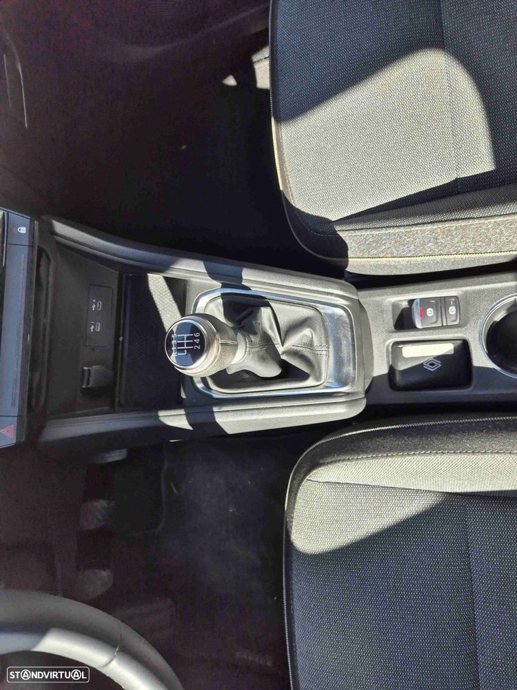 Renault Captur 1.0 TCe Techno Bi-Fuel - 12