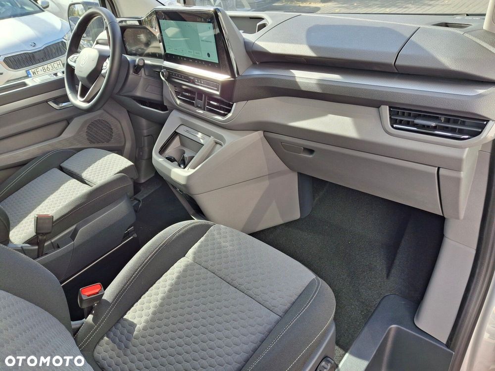Volkswagen Caravelle - 35