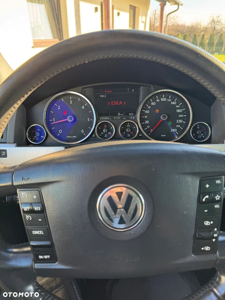 Volkswagen Touareg 2.5 R5 TDI DPF Tiptr - 11