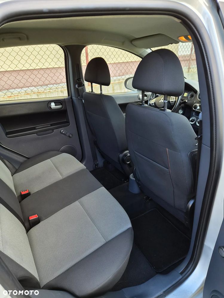 Mitsubishi Colt - 21