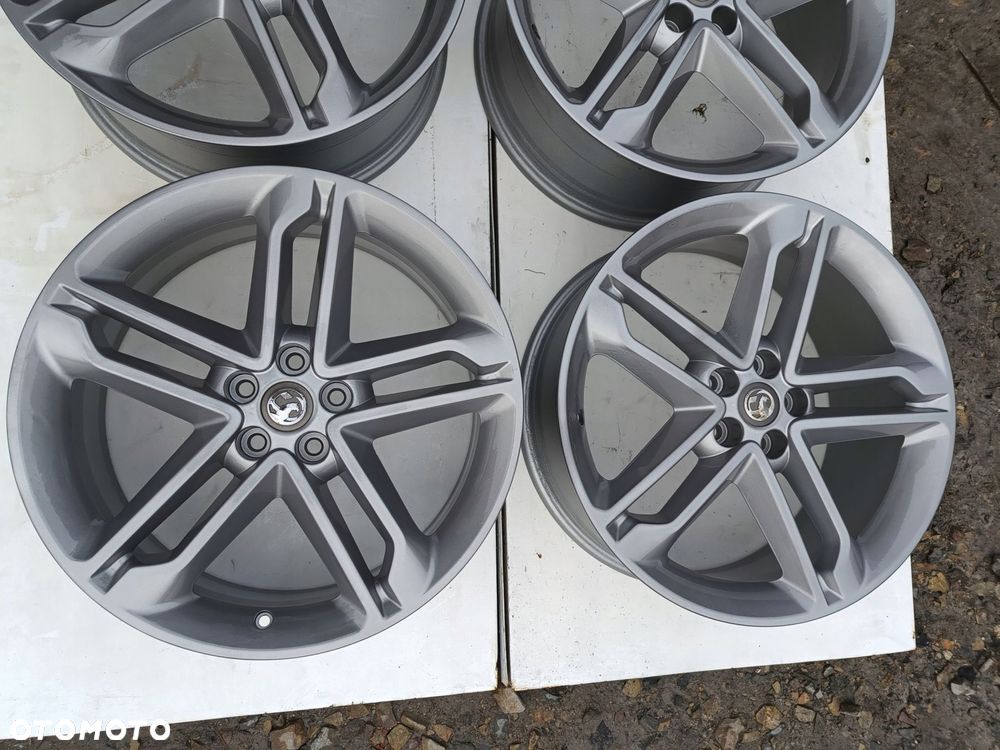 opel mokka trax biuic felgi 19" 7.5j 5x105 et 38 grafit 95016099 jak nowe - 3