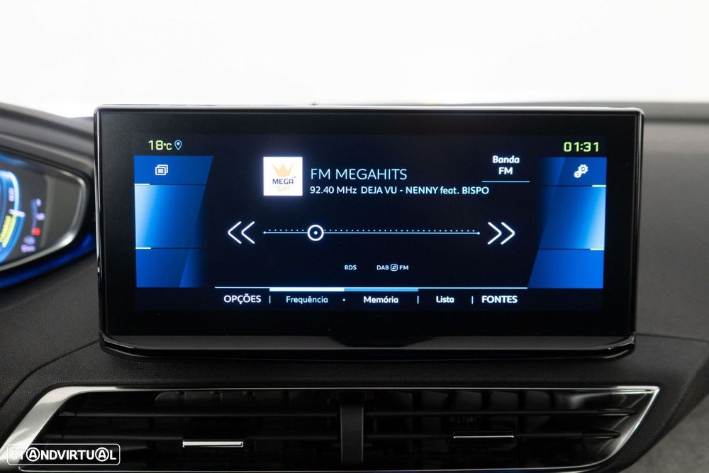 Peugeot 3008 1.6 Hybrid GT Pack e-EAT8 - 29