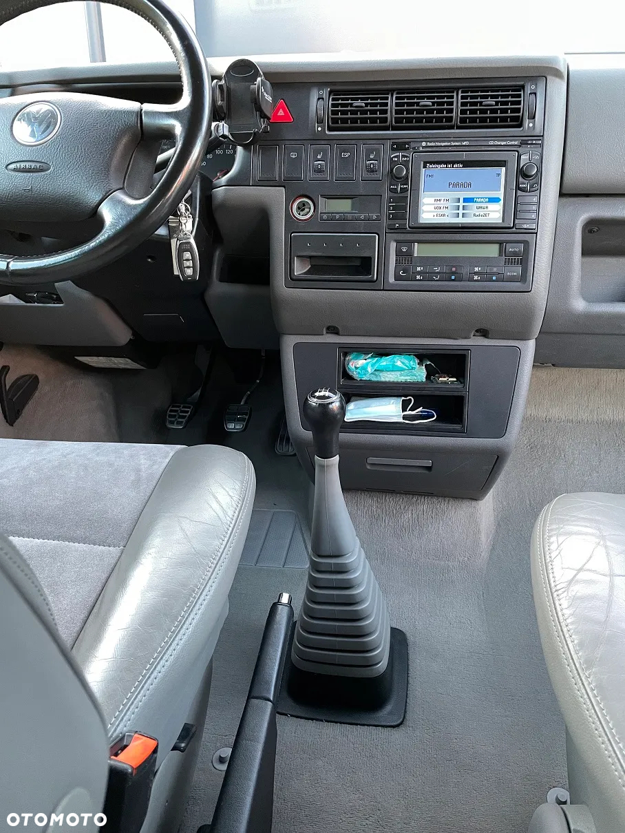 Volkswagen Multivan TDI - 15
