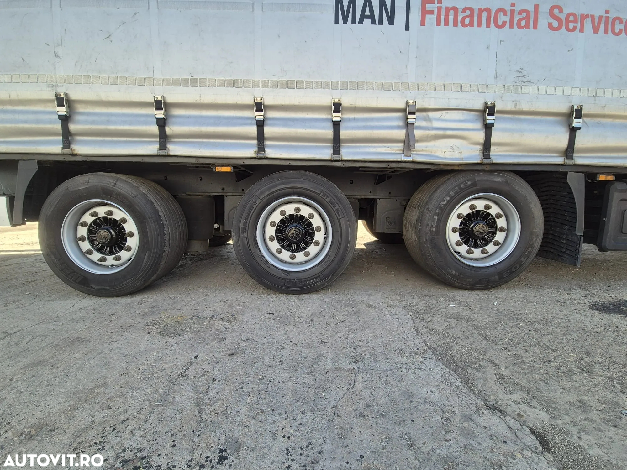 Krone Mega Lowdeck - 11