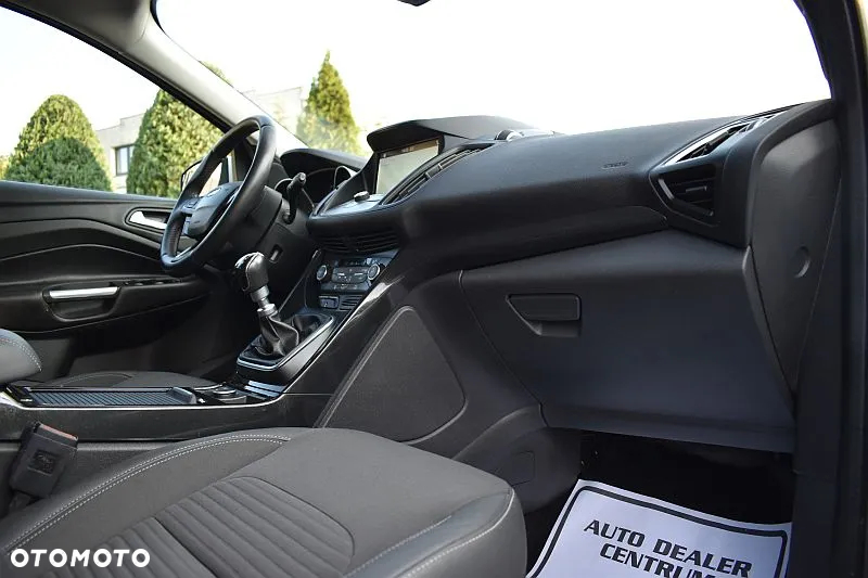 Ford Kuga 2.0 TDCi 4x2 Titanium - 6