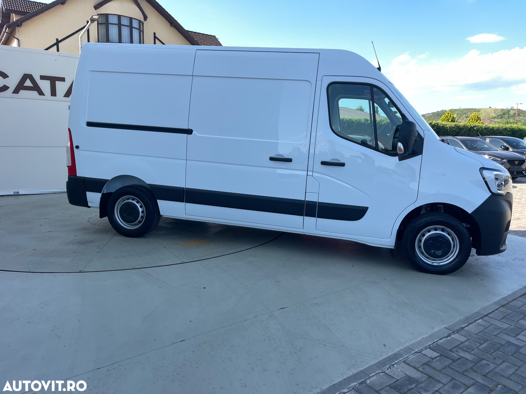 Renault Master  L2H2 DCI130 - 4